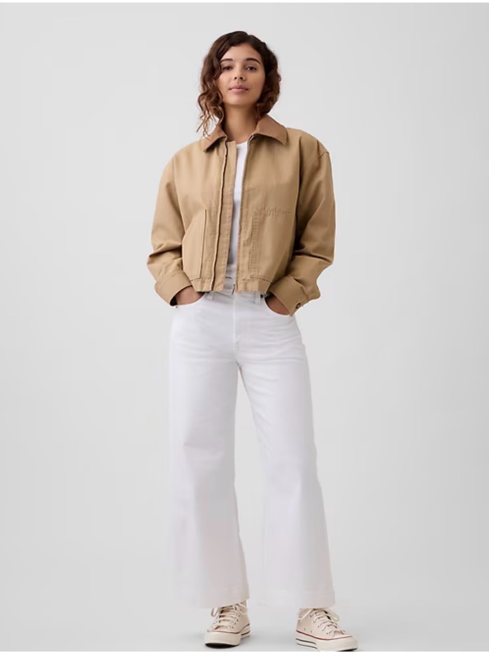 GAP  High Rise Wide-Leg Crop Jeans. Size 2 short. 26 inch inseam